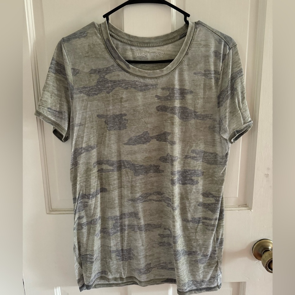 Lucky Brand - tshirt!